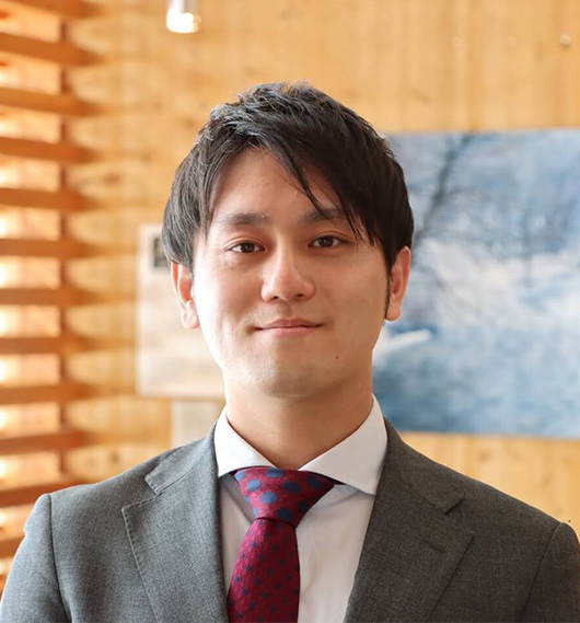 販売部　販売二課　ドレモルタオ　サブリーダー 高萩 慶太 様